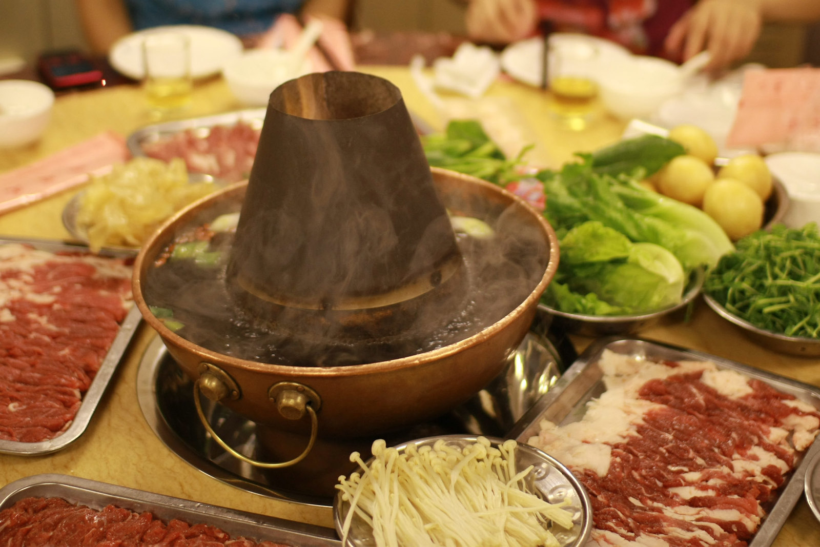There are 6 different kinds of hot pot in China, You may only know Sichuan hot pot