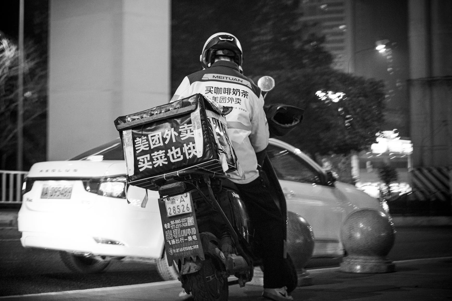 China’s Food Delivery War: How Restaurants Pay the Price